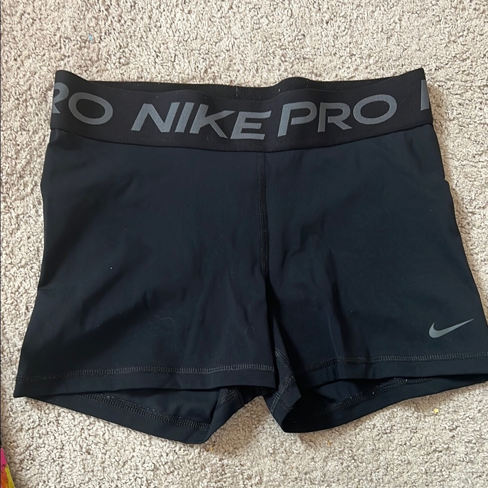 Nike Pro Dri-Fit Mid-Rise 3" biker shorts size M